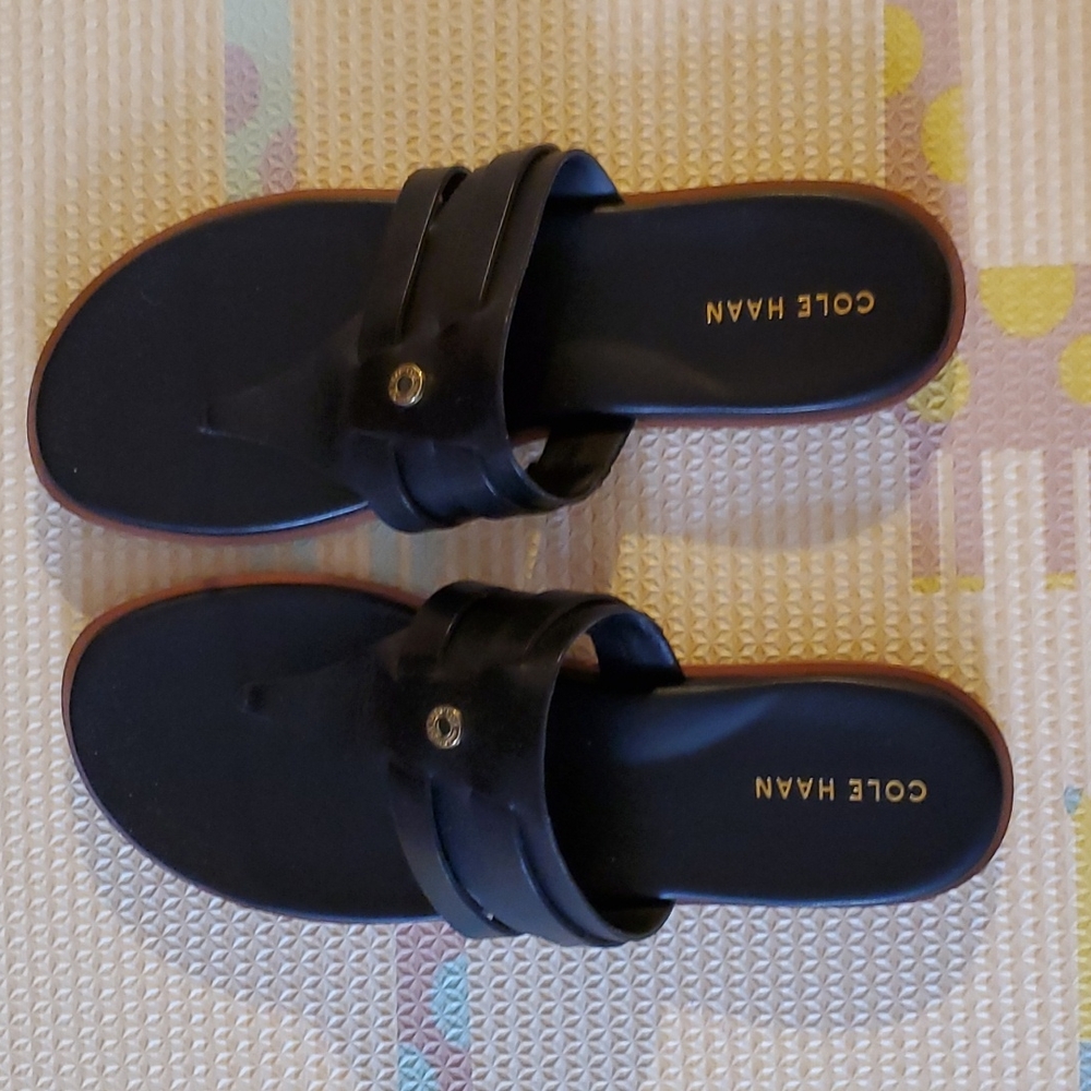 Cole Haan black leather sandals
